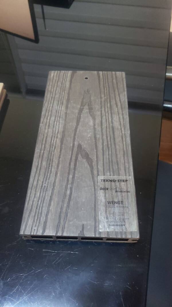 Deck sintético
