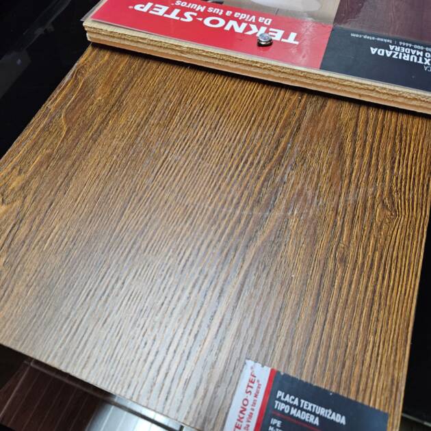 Placa Texturizada Tipo Madera - Ipe
