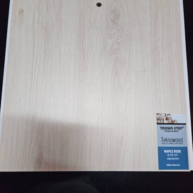 Panel Liso de PVC - Maple dusk
