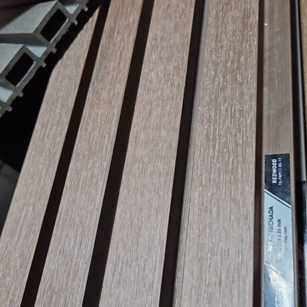 WPC Lambrín exterior muros y techos - Redwood
